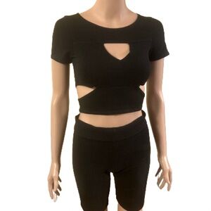 Wet seal short sleeve cut top size small only $9